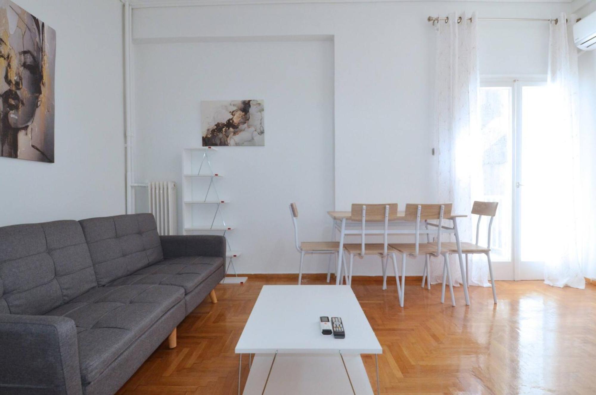 A Cozy Minimal Apartment At Koukaki, Dimitrako... Atenas Exterior foto